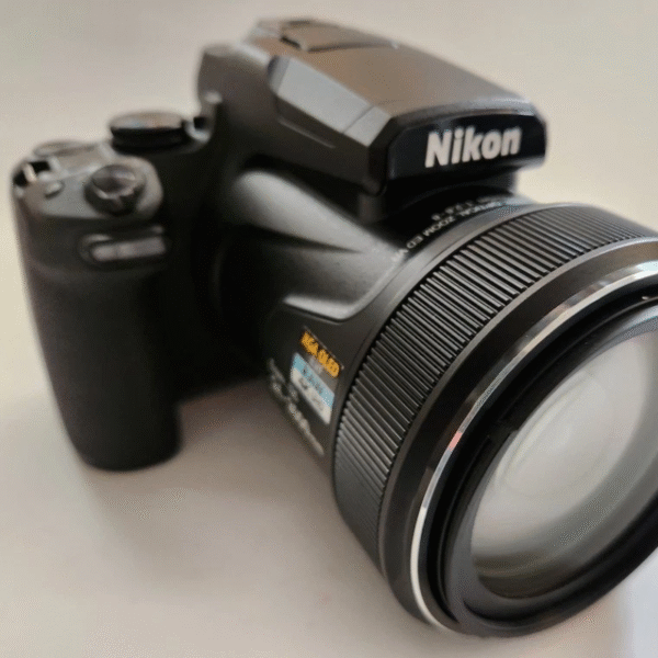 Nikon COOLPIX P1000 16MP 125x SuperZoom Digital Camera