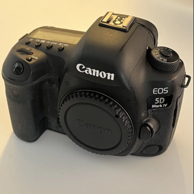 Canon EOS 5D Mark IV 30.4MP Digital SLR Camera - Black (Body Only)